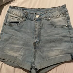 Shien denim shorts light wash size 4.